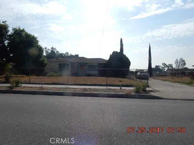 7625 Cypress Avenue, Fontana