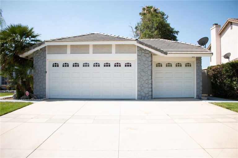 2147 W Fairview Drive, Rialto