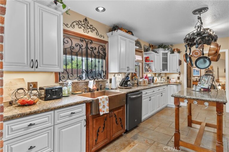 208 E 3rd Street, San Dimas