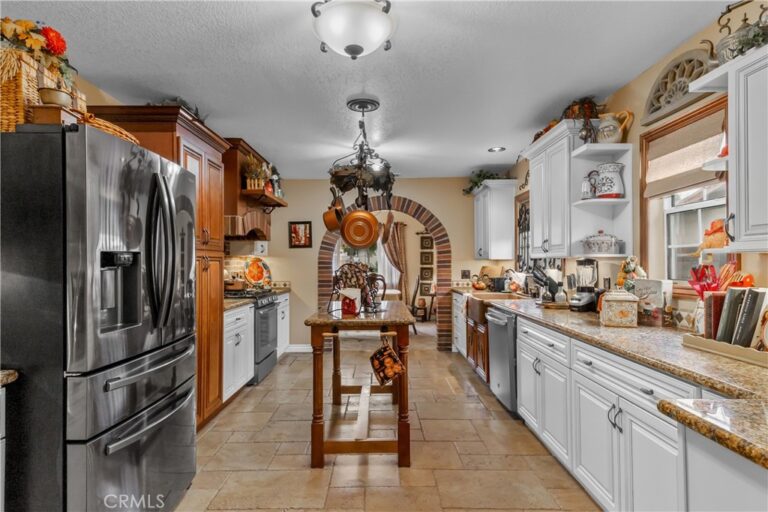 208 E 3rd Street, San Dimas