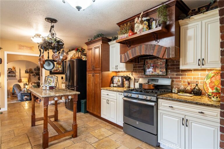 208 E 3rd Street, San Dimas