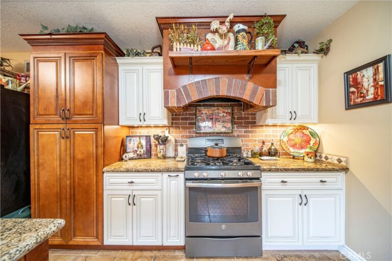 208 E 3rd Street, San Dimas