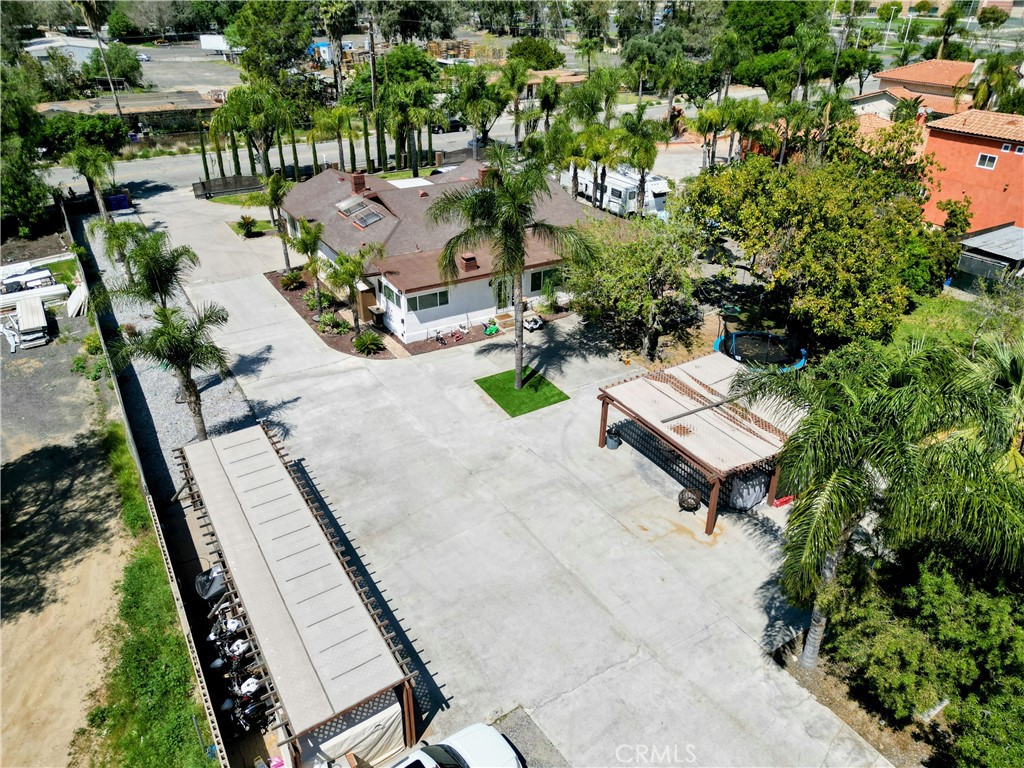 10881 Oleander Avenue, Fontana