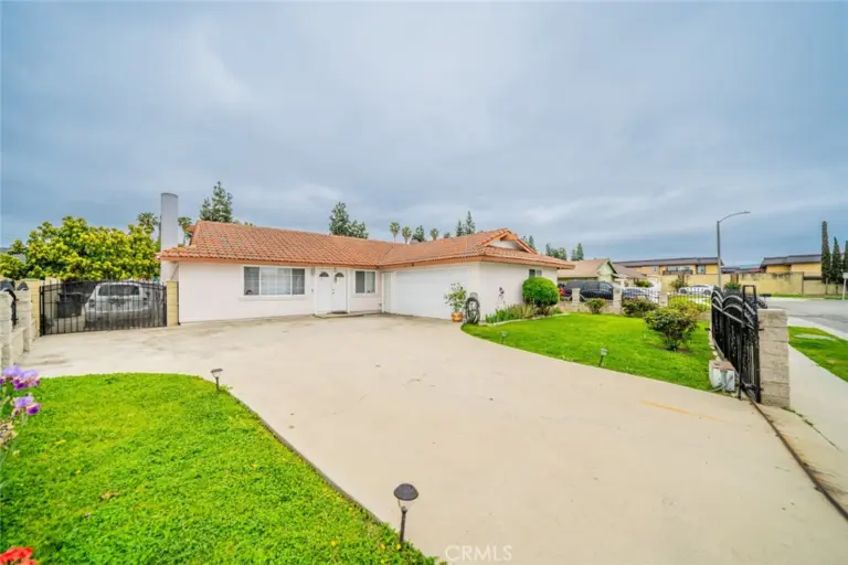 606 S Darney Avenue, West Covina