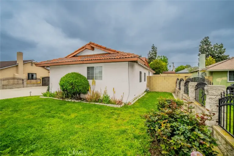 606 S Darney Avenue, West Covina