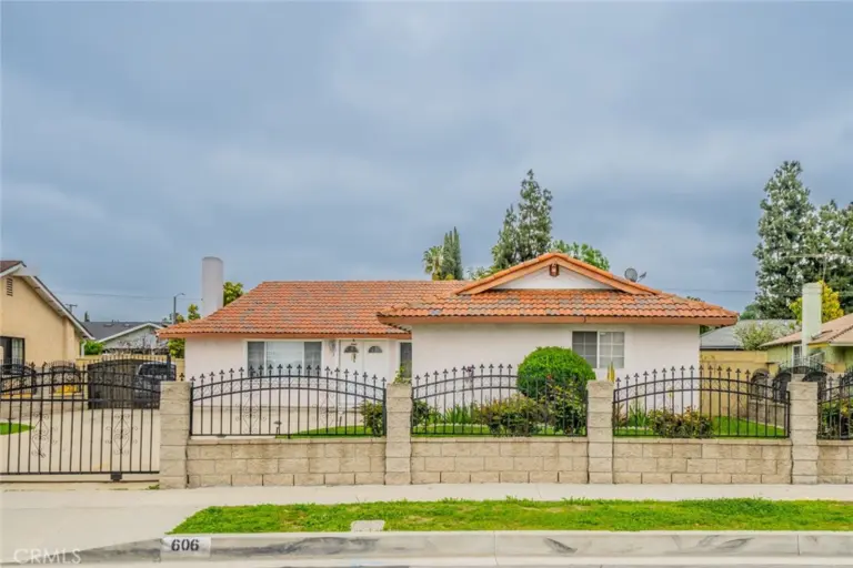 606 S Darney Avenue, West Covina