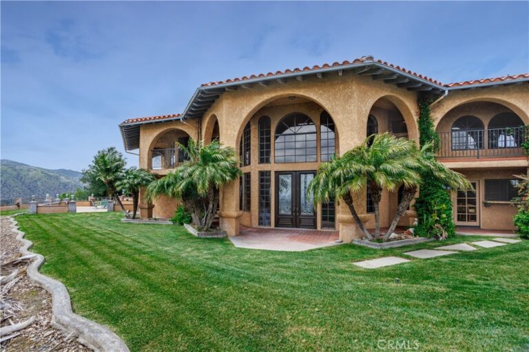 350 Roughrider Road, La Verne