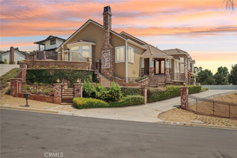 1951 Scarborough Lane, San Dimas