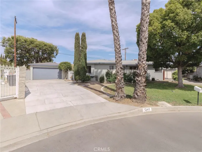 1240 S Bromley Avenue, West Covina
