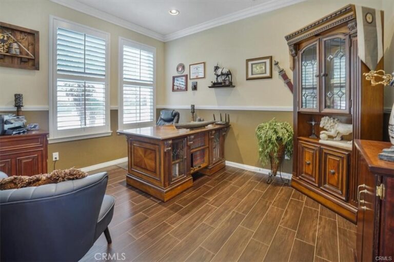 5003 THORNBERRY WAY, Fontana