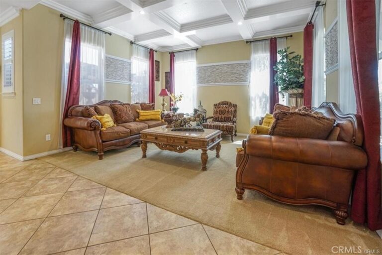 5003 THORNBERRY WAY, Fontana