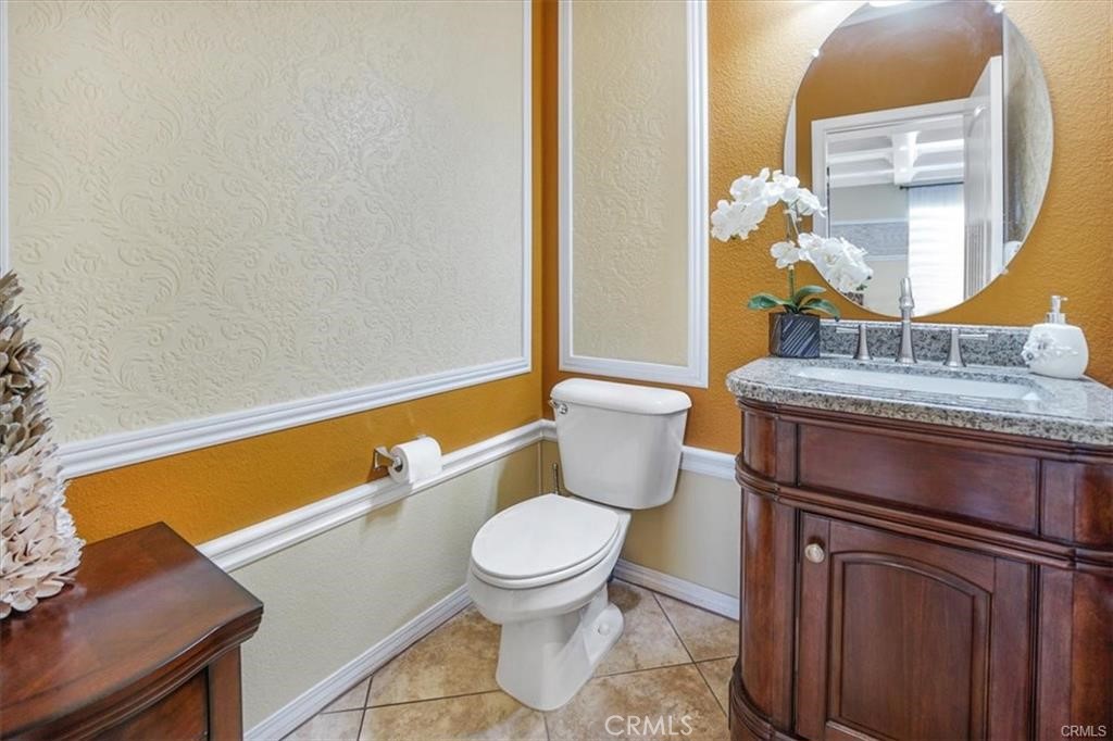 5003 THORNBERRY WAY, Fontana
