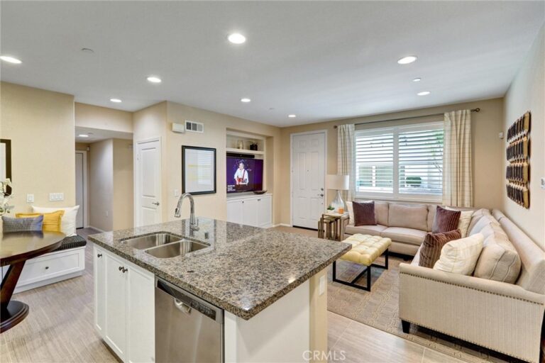 580 Katy Drive, Upland