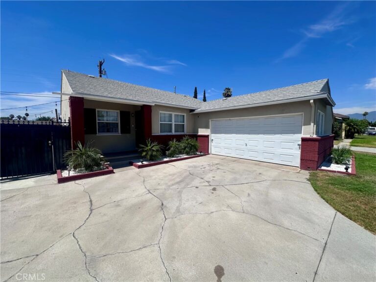 836 N Millard Avenue, Rialto