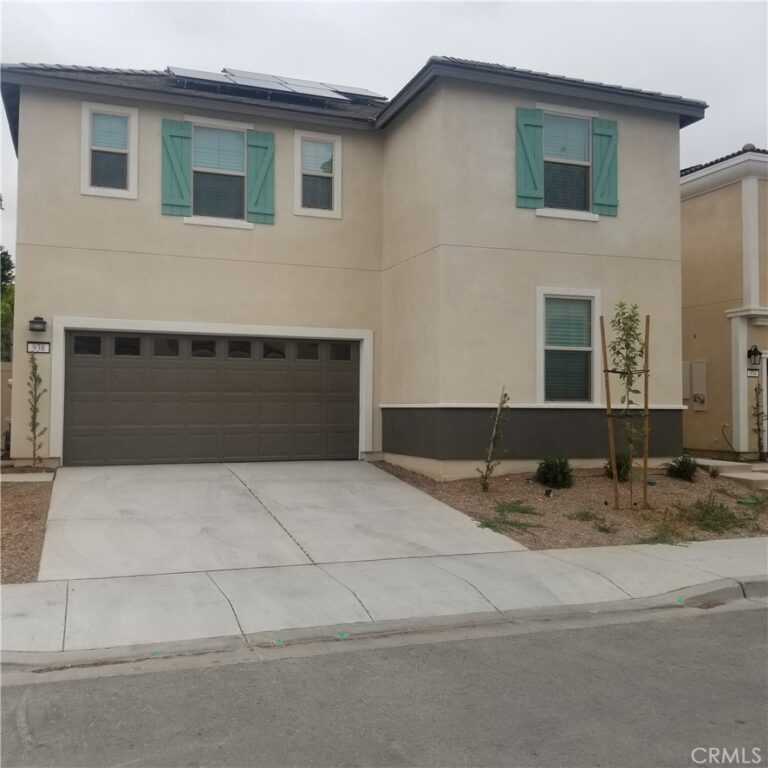938 W Jasmine Way, Rialto