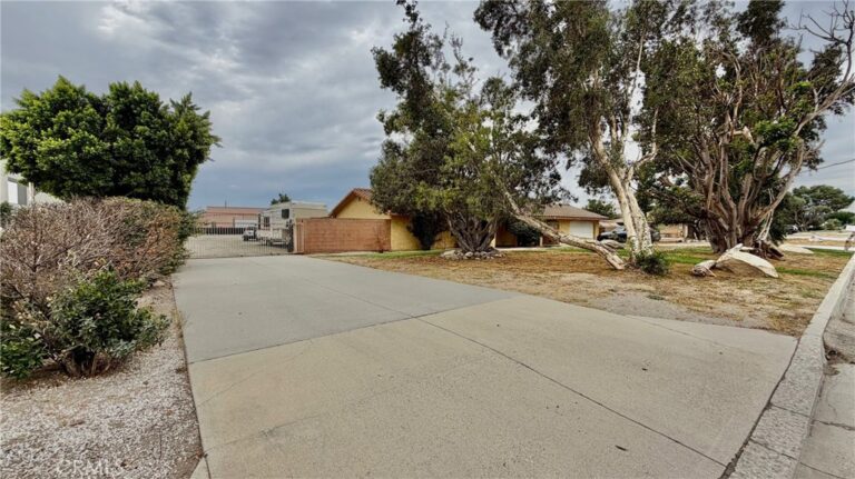 13981 Rose, Fontana