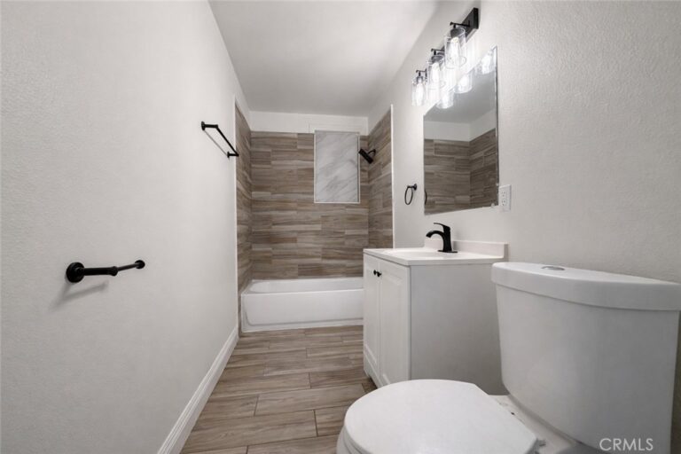 17468 Grevillea Street, Fontana