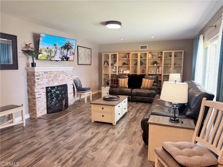 1234 N Laurel, Upland