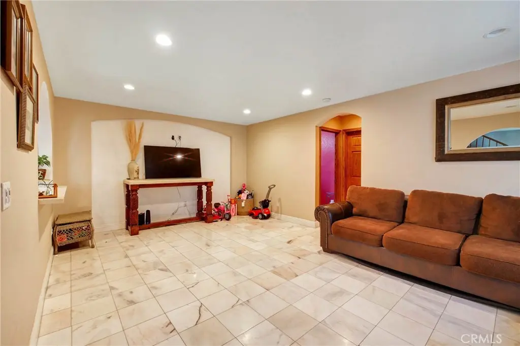 15224 Mariposa Avenue, Chino Hills