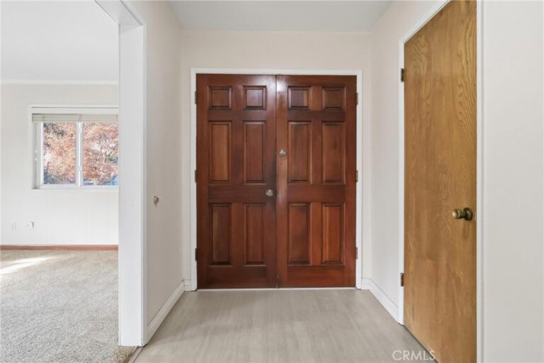 1736 Sumner, Claremont