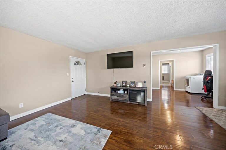 2018 Las Vegas Avenue #18, Pomona
