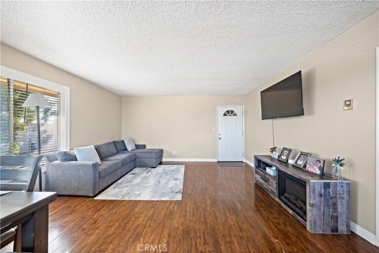 2018 Las Vegas Avenue #18, Pomona