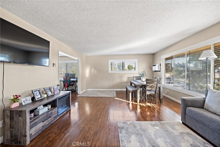 2018 Las Vegas Avenue #18, Pomona