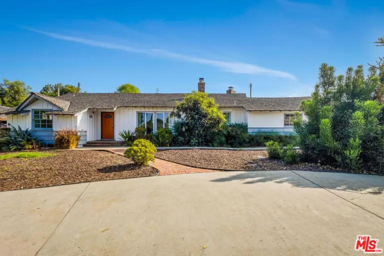 1124 S Cajon Avenue, West Covina