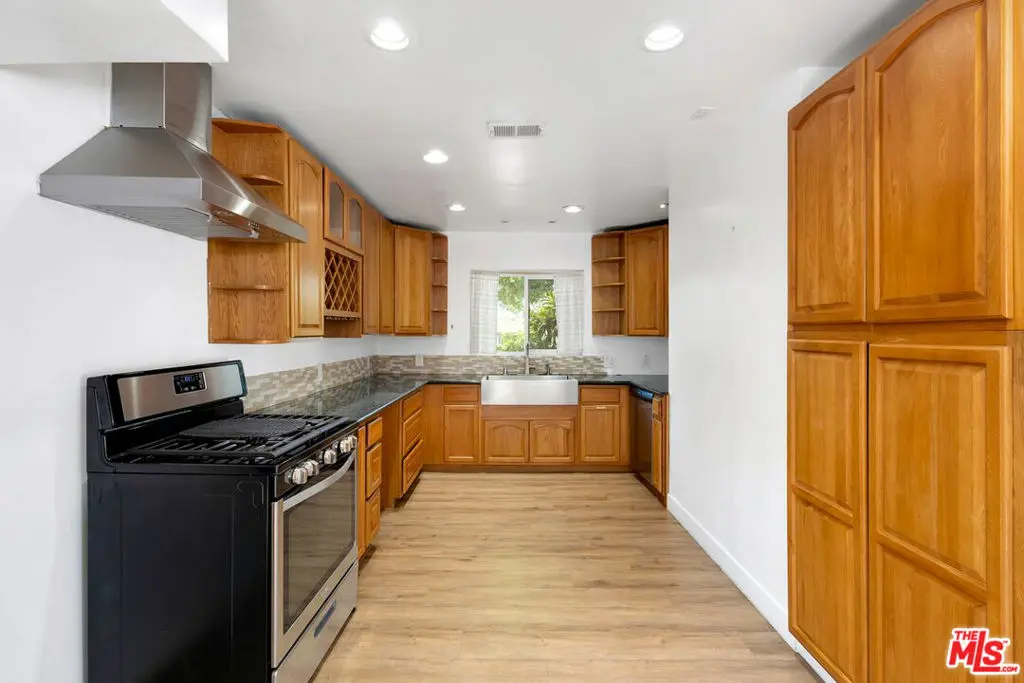 1124 S Cajon Avenue, West Covina
