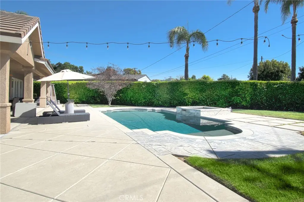 211 S Grand, West Covina