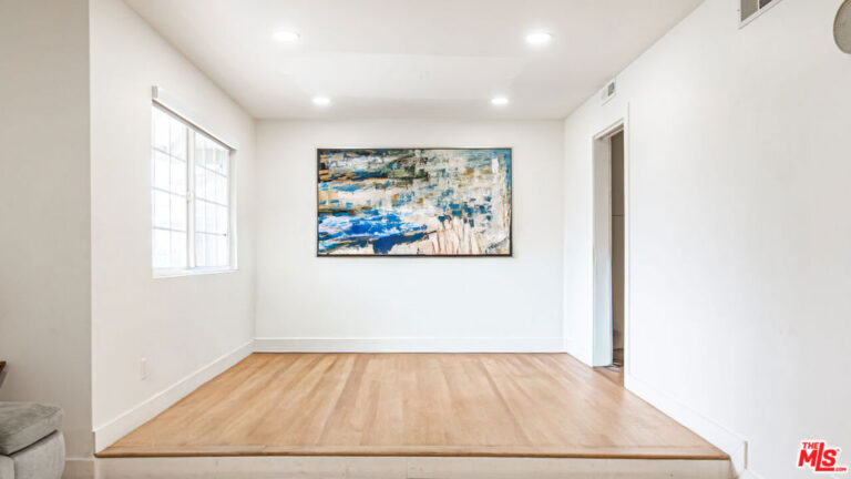 425 Fern Dell Place, Glendora