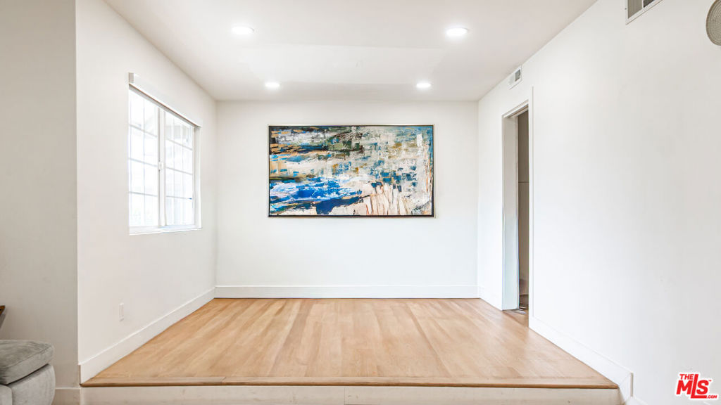 425 Fern Dell Place, Glendora