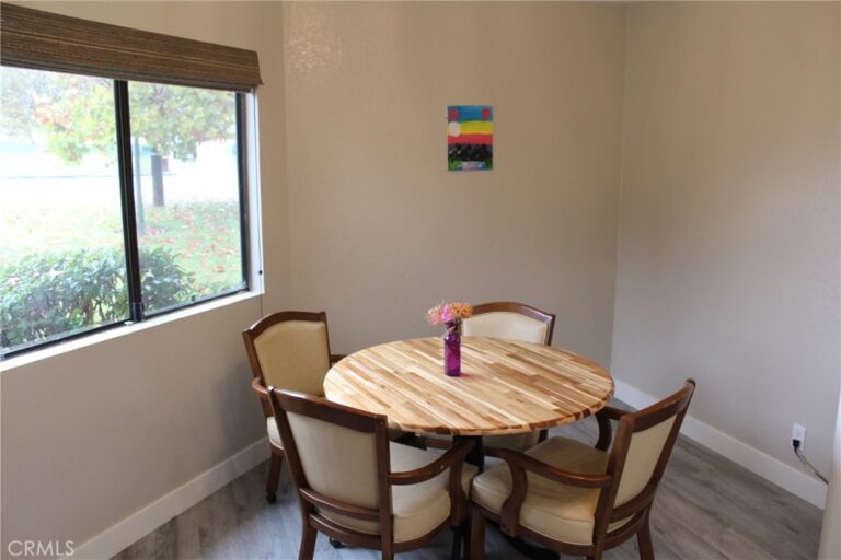 8267 San Bernardino, Rancho Cucamonga