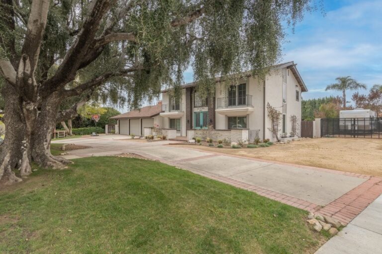 1695 N Palm, Upland
