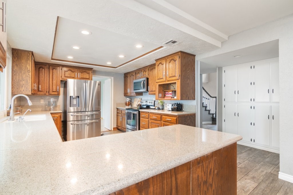 1695 N Palm, Upland