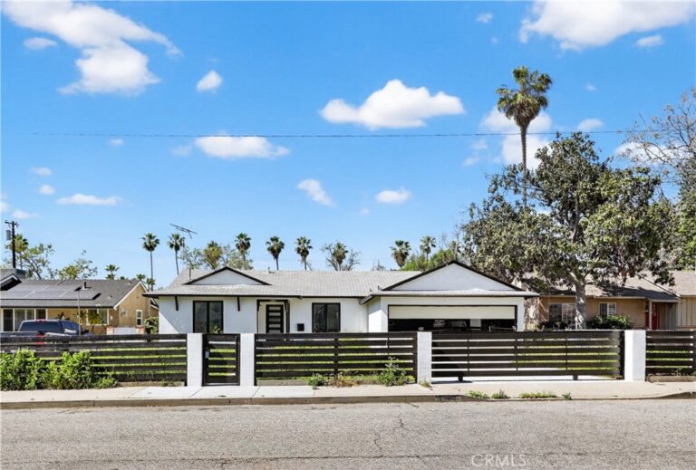 2485 Kellogg Park, Pomona