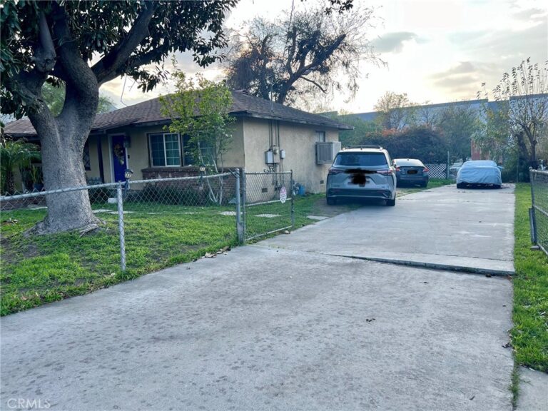 11262 Sierra, Fontana