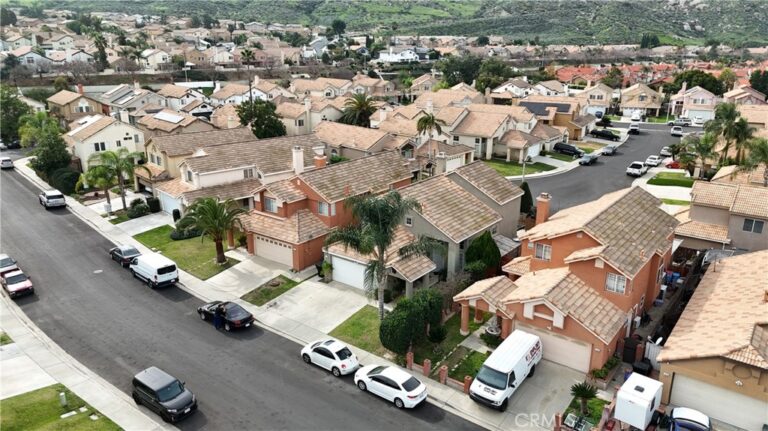 11766 San Ribas, Fontana