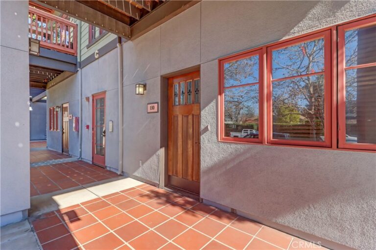 130 N Vermont, Glendora