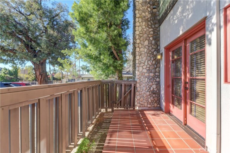 130 N Vermont, Glendora