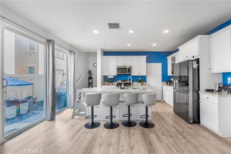 1633 Topeka, Upland