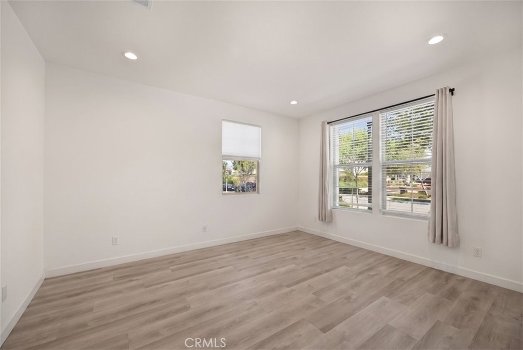 3068 E Copperhill Street, Ontario