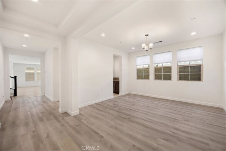 3068 E Copperhill Street, Ontario