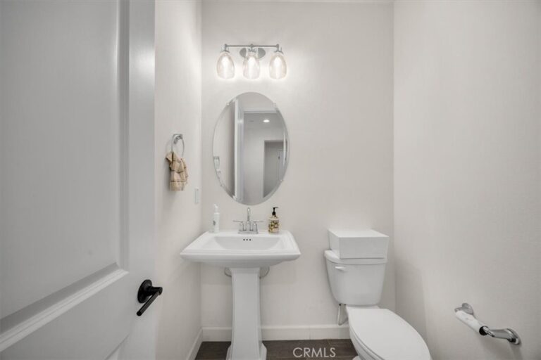 3068 E Copperhill Street, Ontario