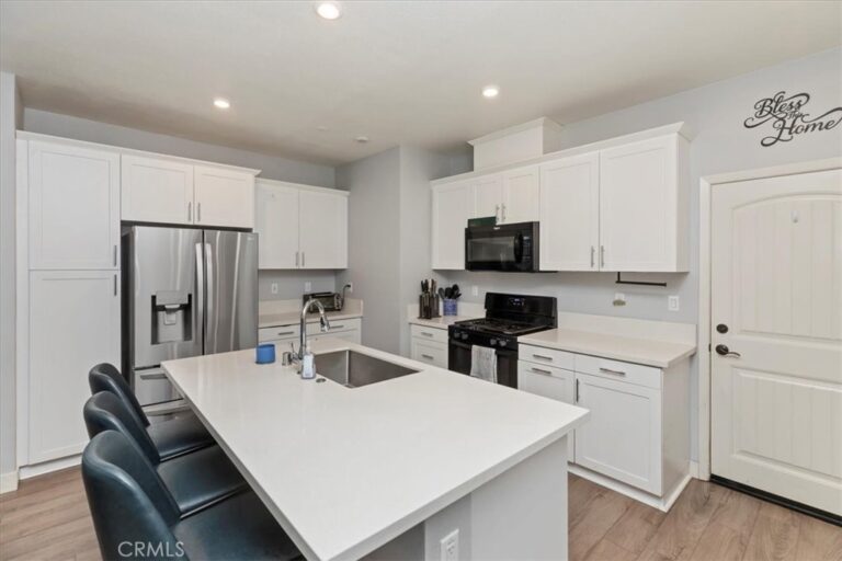 425 N Beechwood, Rialto