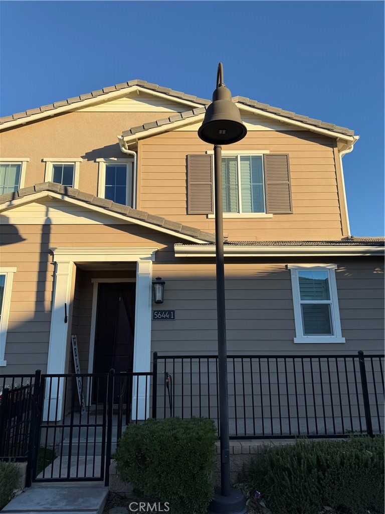5644 Altamura Way, Fontana