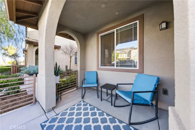 6069 Satterfield, Chino