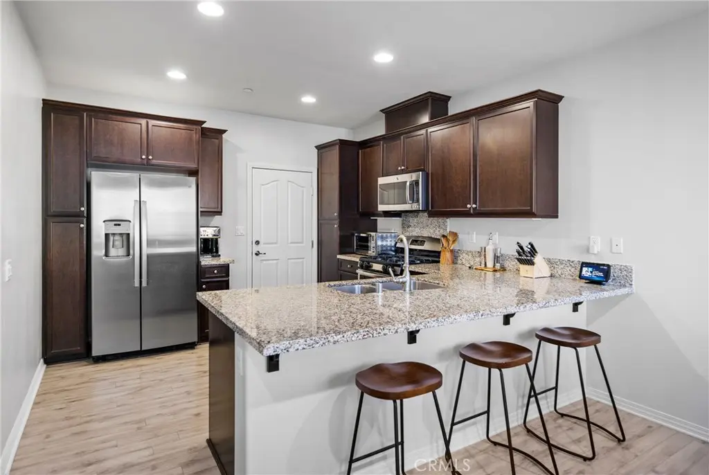6069 Satterfield, Chino