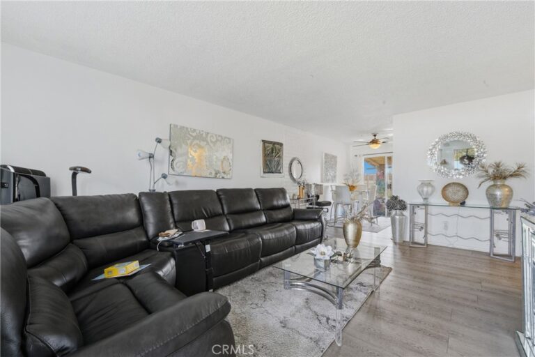 645 W Winchester, Rialto