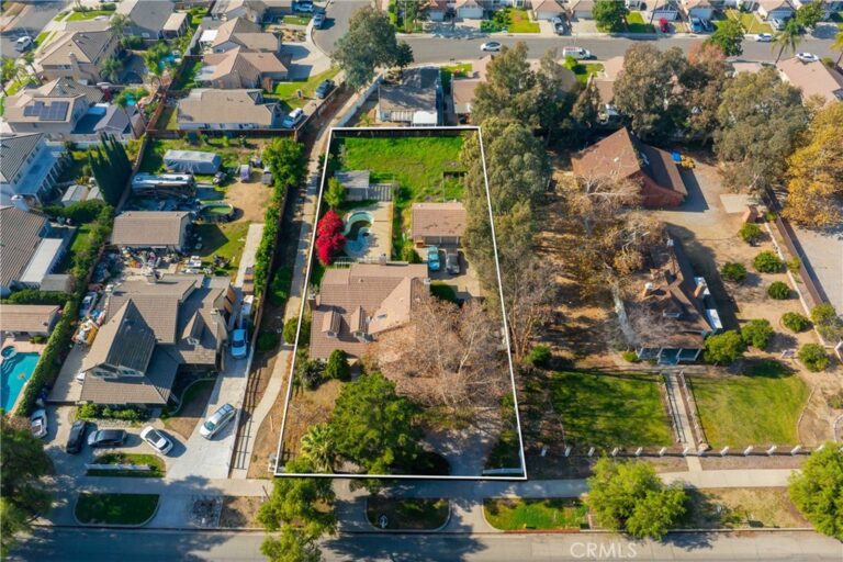 7168 Etiwanda, Rancho Cucamonga